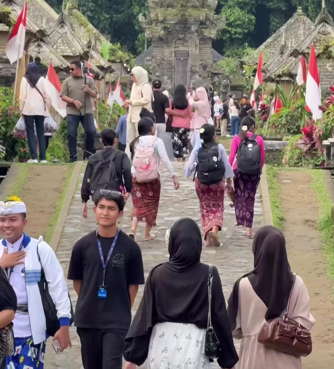 The Enchanted Cleanliness of Penglipuran: A Harmonious Hindu Village in Bali